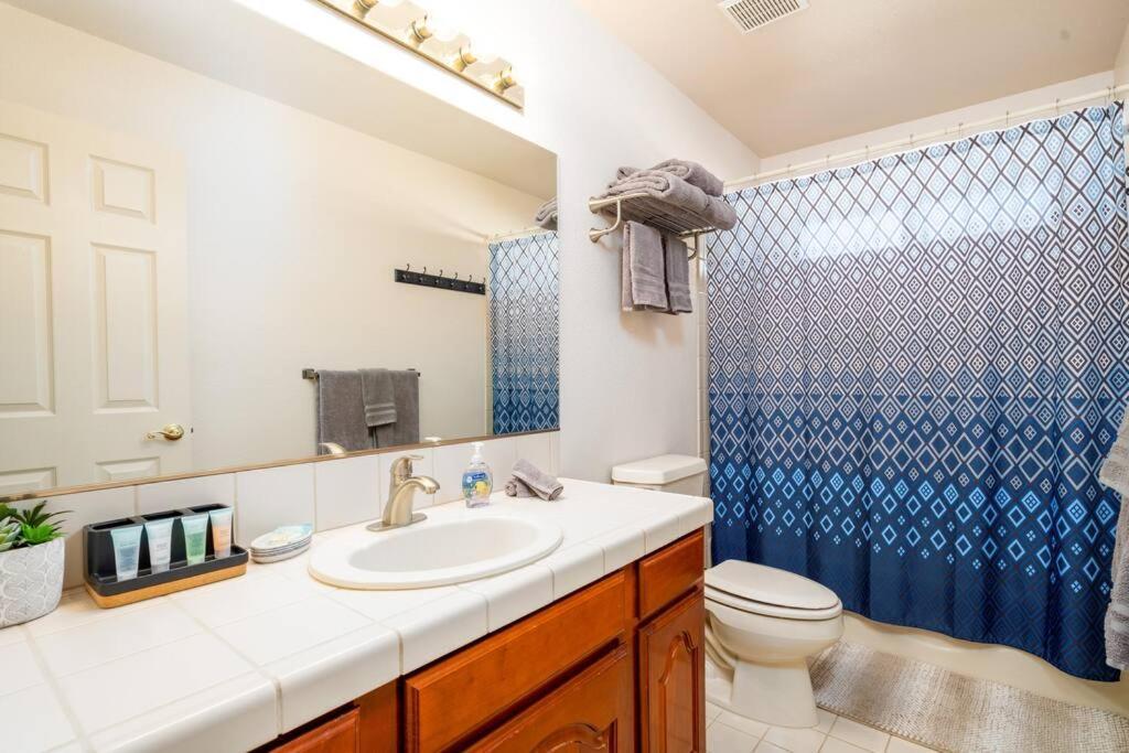 Grand Havasu Oasis With Custom Pool & Spa! Lake Havasu City Exterior photo